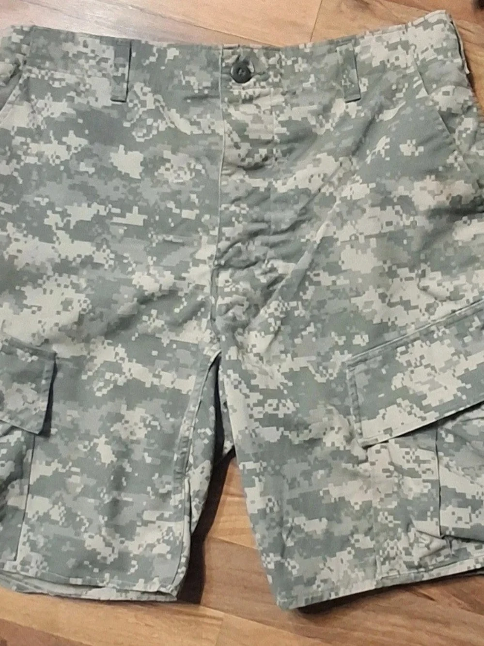 U.S. Army Digital Camo Cargo Shorts - Green Gray